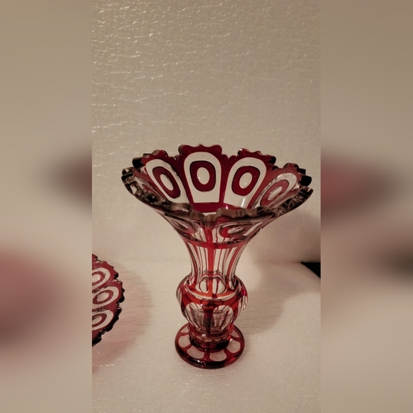 VINTAGE BAVARIAN CUT CRYSTAL RUBY Red and White Glass Bowl and Vase Set - Picture 3 of 13